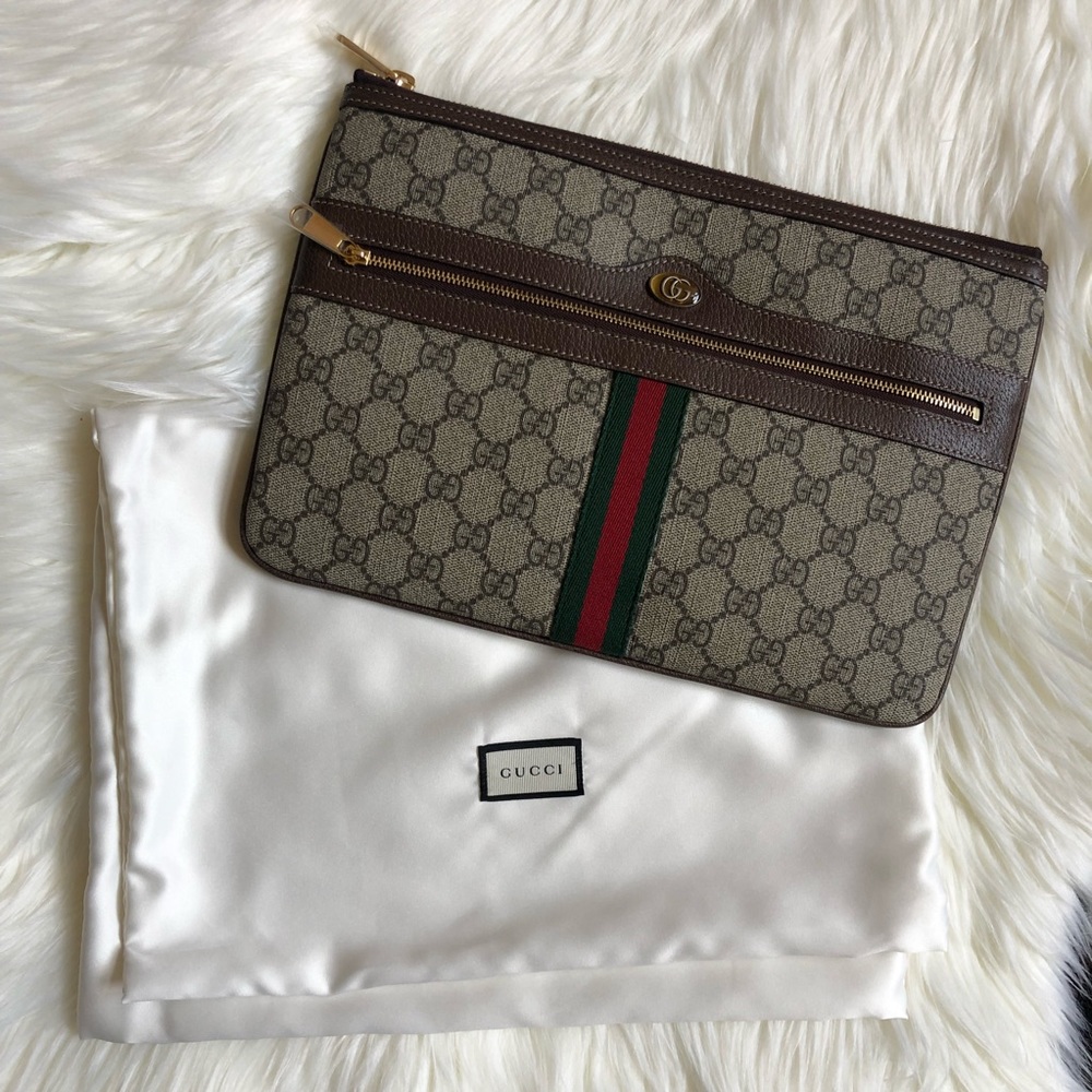 ❌SOLD❌ Gucci Ophidia GG Supreme Pouch - Picture 3 of 8